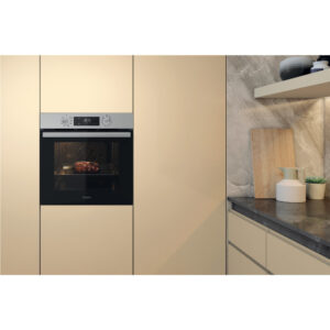Four multifonction encastrable Whirlpool couleur inox, pyrolyse - OMR55HR0X